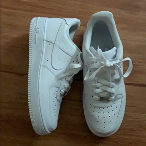 All White Air Force 1 Low Size 8 Women’s